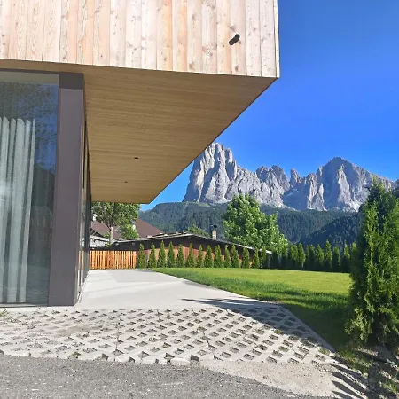 Emilia Apartment Ortisei