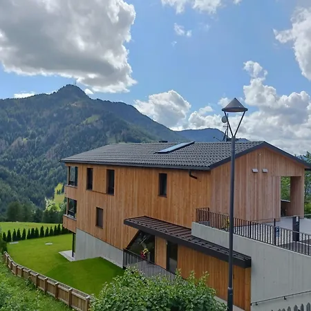 Emilia Apartment
